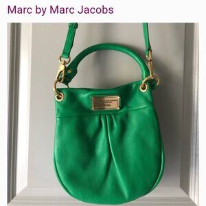 MARC JACOBS MINI HILLIE BAG.